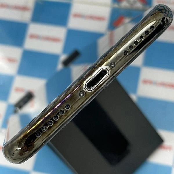 iPhoneX au版SIMフリー 256GB MQC12J/A A1902