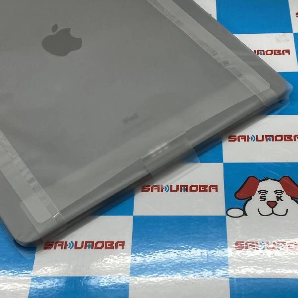 iPad Pro 12.9インチ 第5世代 Wi-Fiモデル 256GB MHNH3J/A A2378 新品同様 スペースグレイ