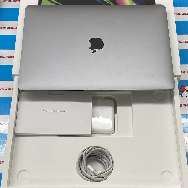 MacBook Pro 13インチ M1 2020 256GB 8GB 256GB 新品同様 スペースグレイ