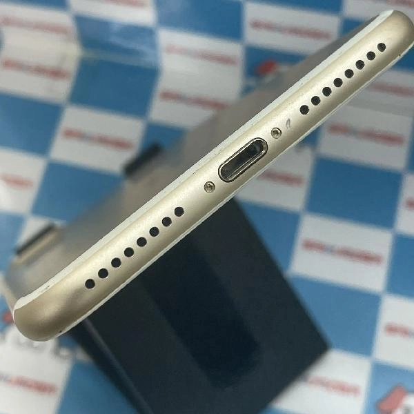 iPhone7 Plus docomo版SIMフリー 256GB MN6N2J/A A1785 ゴールド