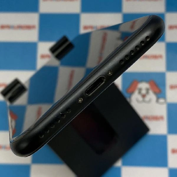 iPhoneSE 第2世代 docomo版SIMフリー 128GB MHGT3J/A A2296 美品 ブラック