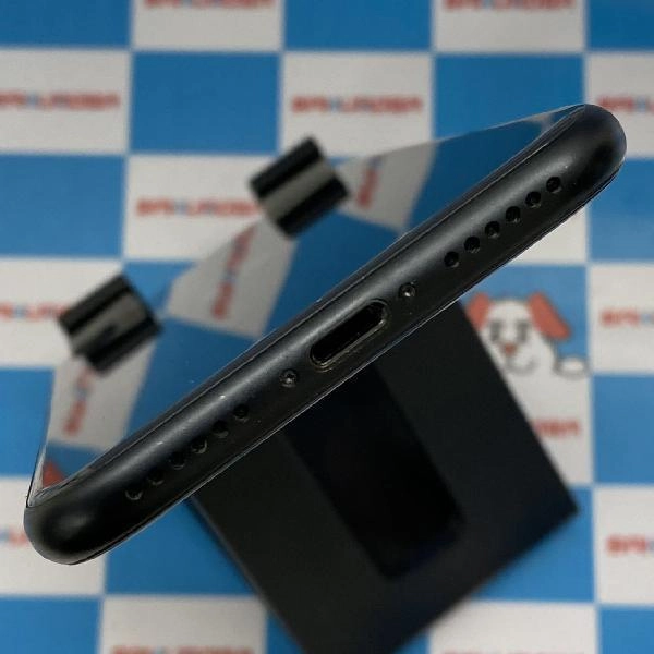 iPhoneSE 第2世代 au版SIMフリー 64GB MHGP3J/A A2296 極美品 ブラック