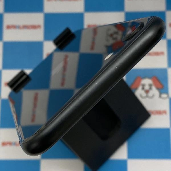 iPhoneSE 第2世代 au版SIMフリー 64GB MHGP3J/A A2296 極美品 ブラック