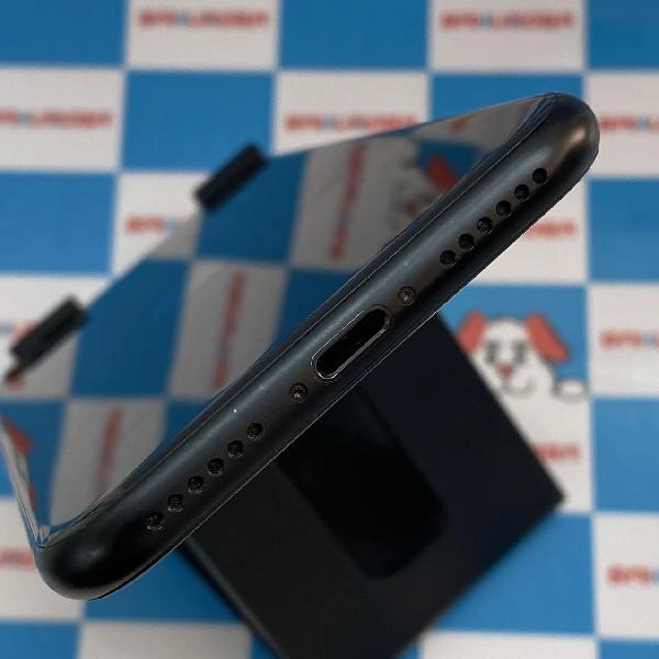 iPhoneSE 第2世代 SoftBank版SIMフリー 64GB MHGP3J/A A2296 ブラック