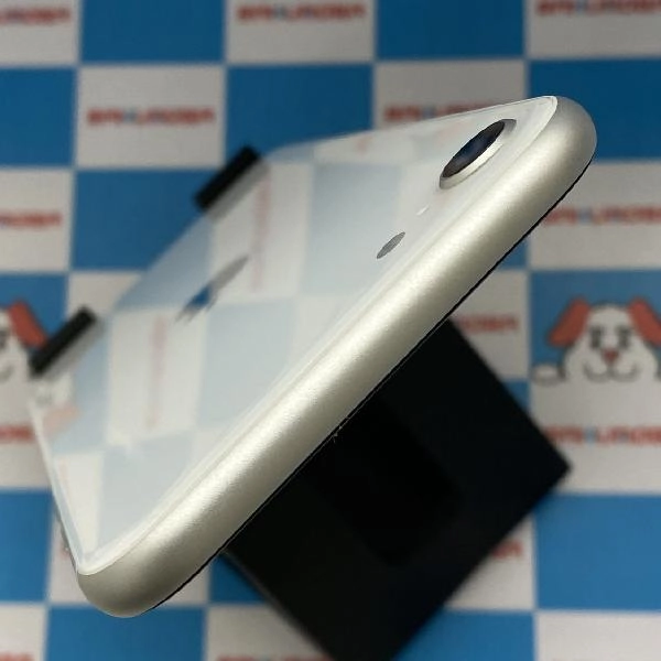 iPhoneSE 第2世代 Apple版SIMフリー 64GB MHGQ3J/A A2296 極美品 ホワイト