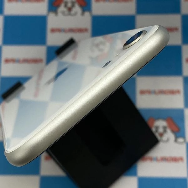 iPhoneSE 第2世代 Apple版SIMフリー 128GB MXD12J/A A2296 極美品 ホワイト