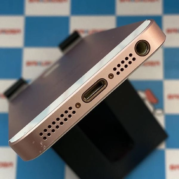 iPhoneSE au版SIMフリー 32GB NP852J/A A1723