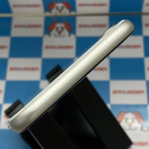 iPhoneSE 第2世代 au版SIMフリー 64GB MHGQ3J/A A2296 極美品 ホワイト