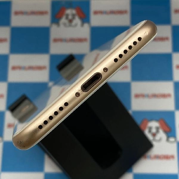 iPhone8 au版SIMフリー 64GB MQ7A2J/A A1906 ゴールド
