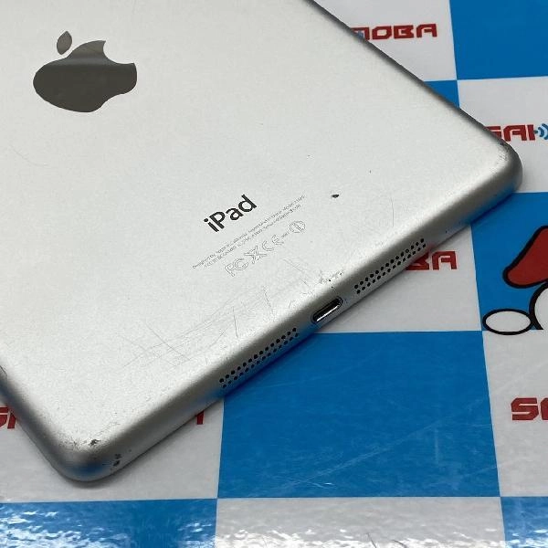 iPad mini 第2世代 Wi-Fiモデル 32GB ME280J/A A1485 シルバー