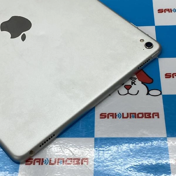 iPad Pro 9.7インチ Wi-Fiモデル 32GB MLMP2J/A A1673 シルバー