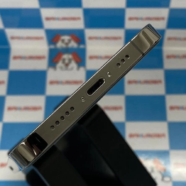 iPhone12 Pro docomo版SIMフリー 256GB MGM93J/A A2406 極美品 グラファイト