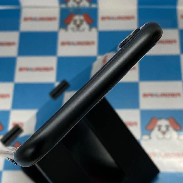 iPhoneSE 第3世代 Apple版SIMフリー 64GB MMYC3J/A A2782 新品同様品