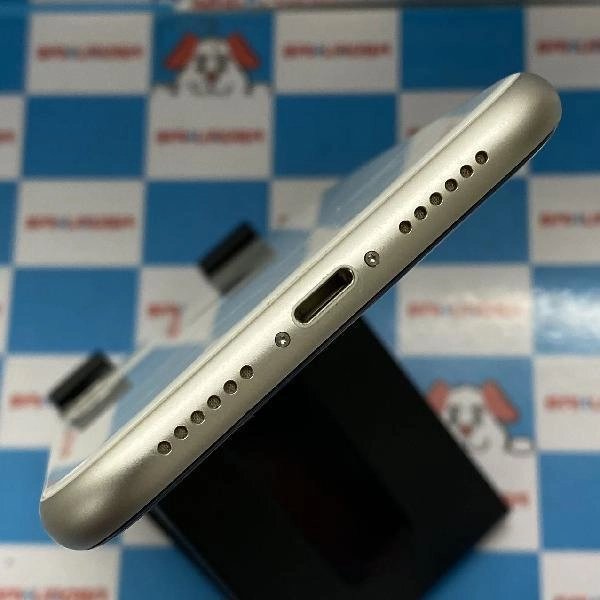 iPhone11 docomo版SIMフリー 128GB MWM22J/A A2221 美品 ホワイト