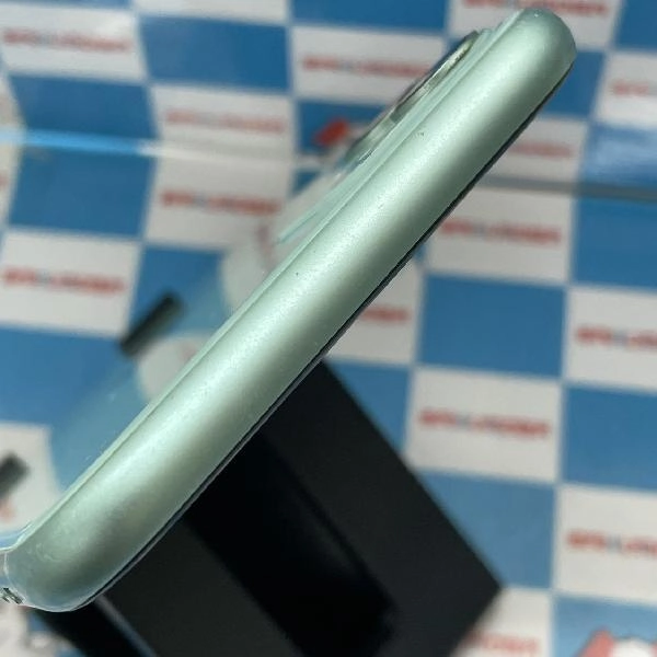 iPhone11 au版SIMフリー 64GB MWLY2J/A A2221 美品 グリーン