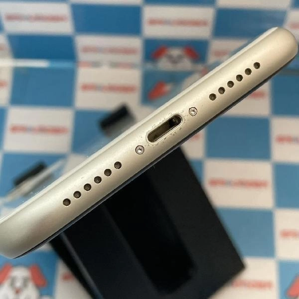 iPhone11 Apple版SIMフリー 128GB MWM22J/A A2221 ホワイト