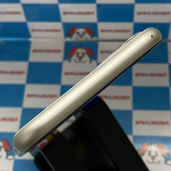 iPhone11 Apple版SIMフリー 64GB MWLU2J/A A2221 ホワイト