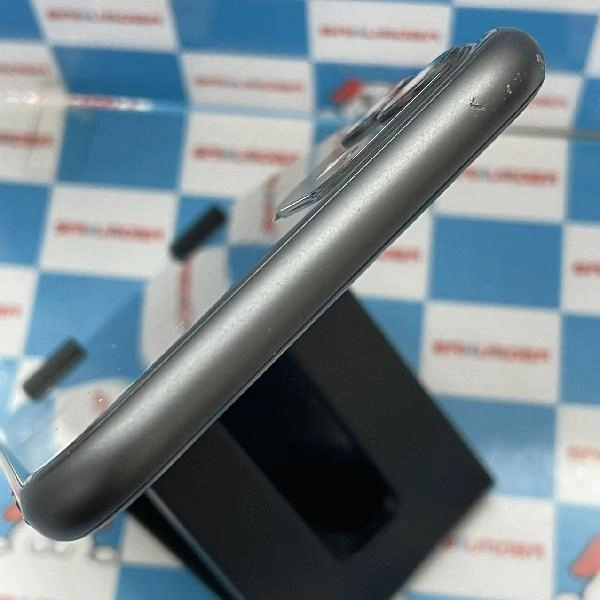 iPhone11 au版SIMフリー 64GB MWLT2J/A A2221 ブラック