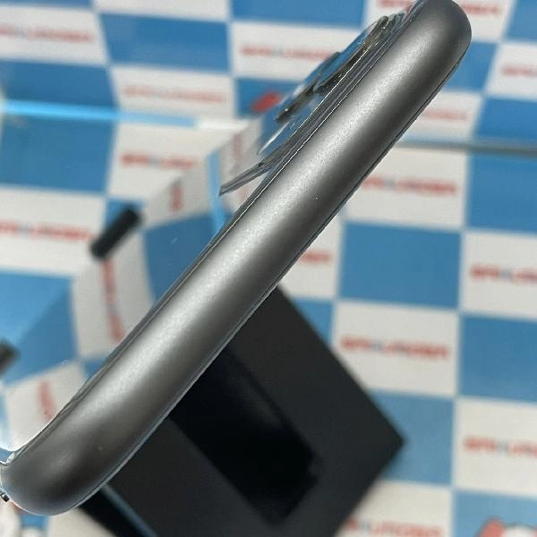 iPhone11 au版SIMフリー 128GB MWM02J/A A2221 ブラック