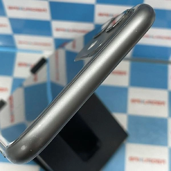 iPhone11 docomo版SIMフリー 128GB MWM02J/A A2221 ブラック