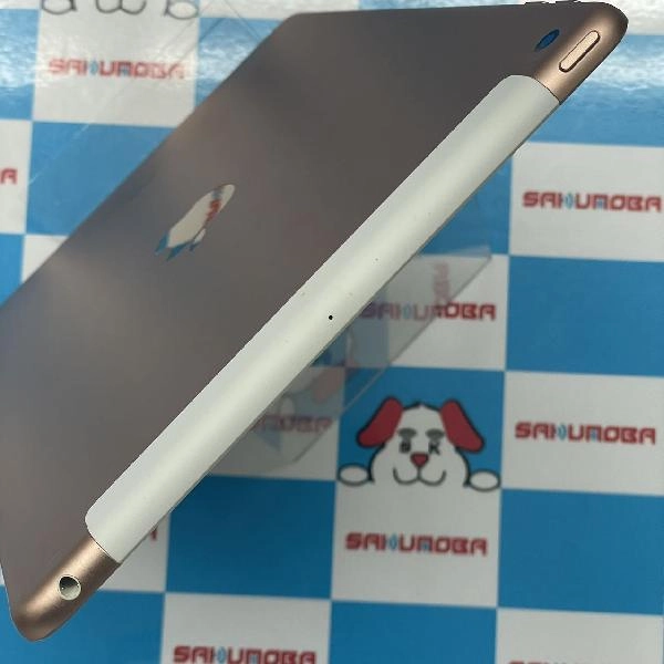 iPad 第6世代 docomo版SIMフリー 32GB MRM02J/A A1954 極美品