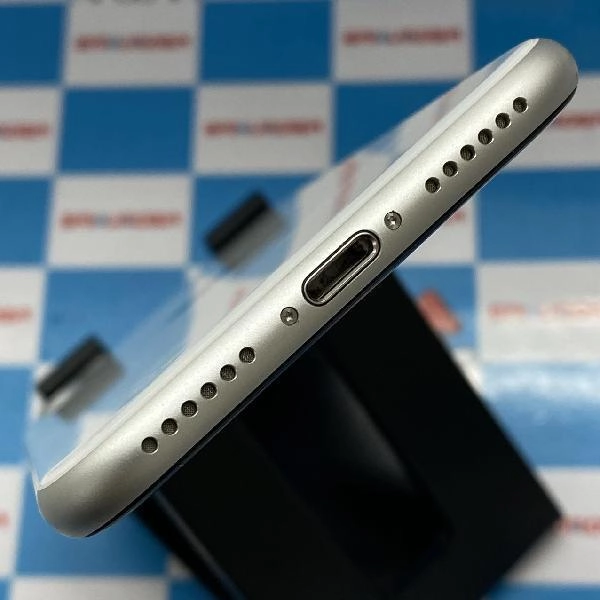 iPhoneSE 第2世代 SoftBank版SIMフリー 64GB MHGQ3J/A A2296 ホワイト