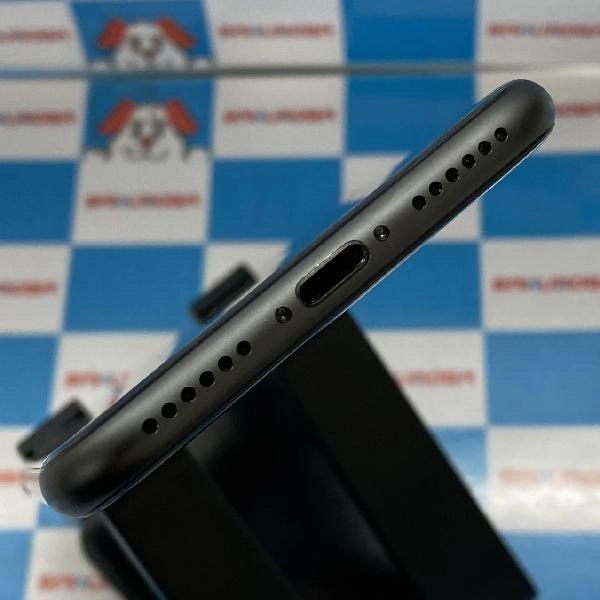 iPhone8 au版SIMフリー 64GB MQ782J/A A1906 極美品 スペースグレイ