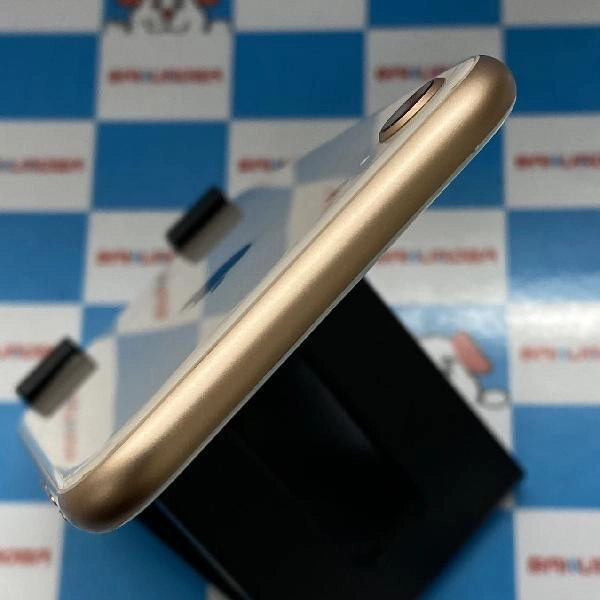 iPhone8 docomo版SIMフリー 256GB MQ862J/A A1906 極美品 ゴールド