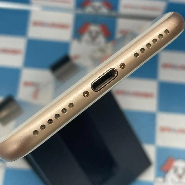 iPhone8 docomo版SIMフリー 256GB NQ862J/A A1906 ゴールド