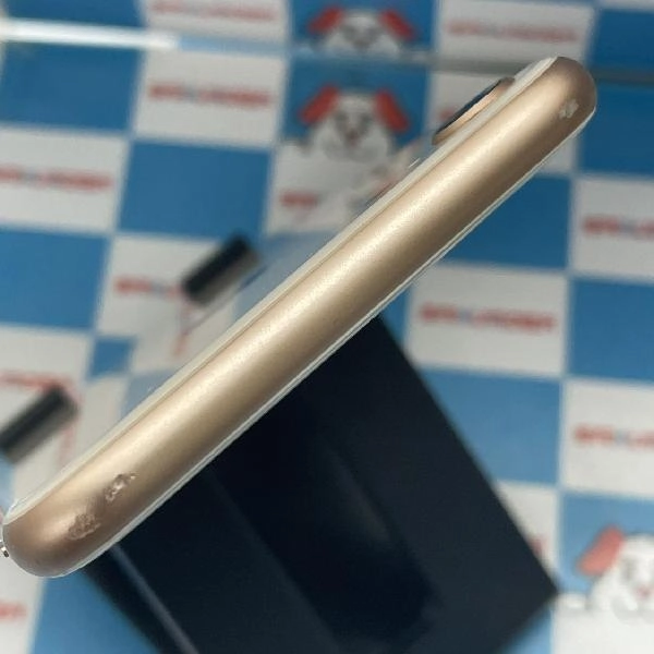 iPhone8 au版SIMフリー 256GB MQ862J/A A1906 ゴールド