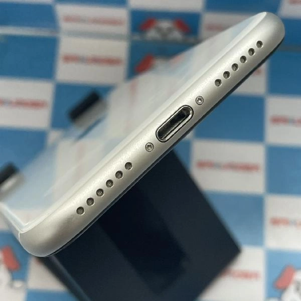 iPhoneSE 第2世代 SoftBank版SIMフリー 64GB MX9T2J/A A2296 ホワイト
