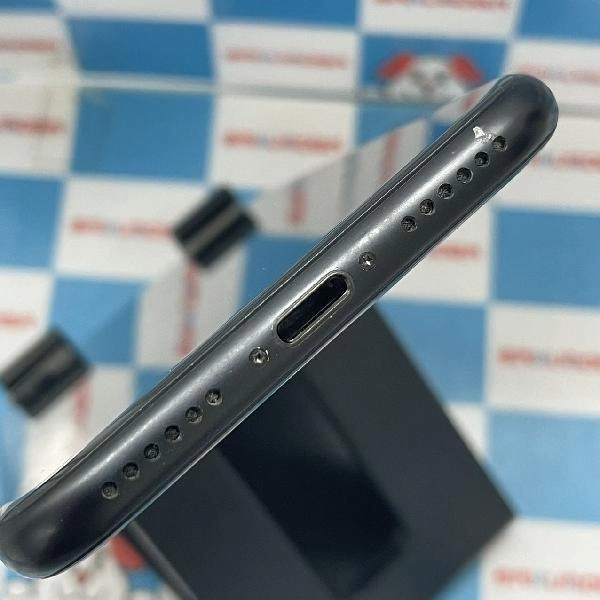 iPhoneSE 第2世代 SoftBank版SIMフリー 64GB MHGP3J/A A2296 ブラック