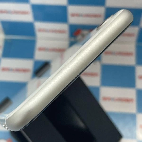 iPhoneSE 第2世代 docomo版SIMフリー 64GB MX9T2J/A A2296 ホワイト