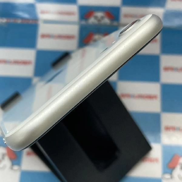 iPhoneSE 第2世代 Apple版SIMフリー 64GB MX9T2J/A A2296 極美品 ホワイト