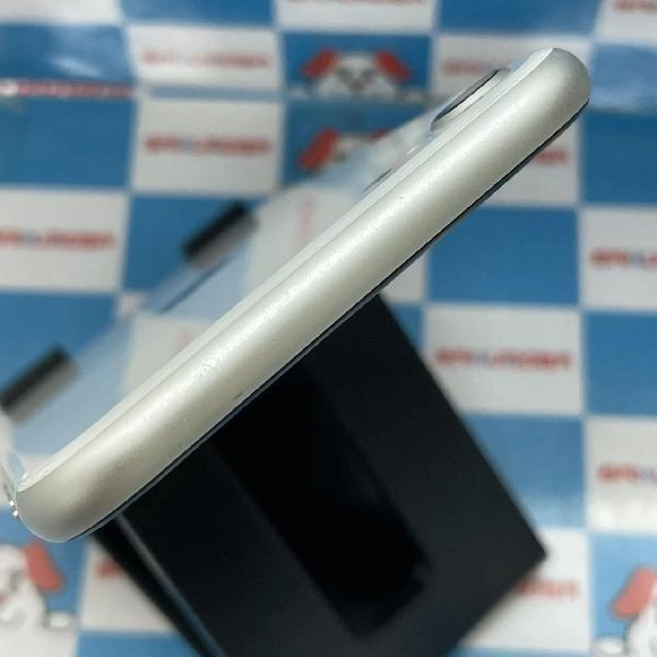 iPhoneSE 第2世代 Apple版SIMフリー 128GB MXD12J/A A2296 ホワイト