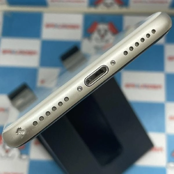 iPhoneSE 第3世代 SoftBank版SIMフリー 64GB MMYD3J/A A2782 訳あり大特価