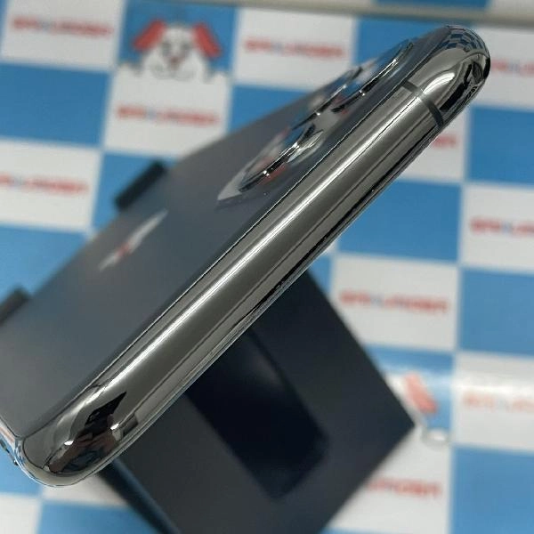 iPhone11 Pro SoftBank版SIMフリー 64GB MWC22J/A A2215 極美品