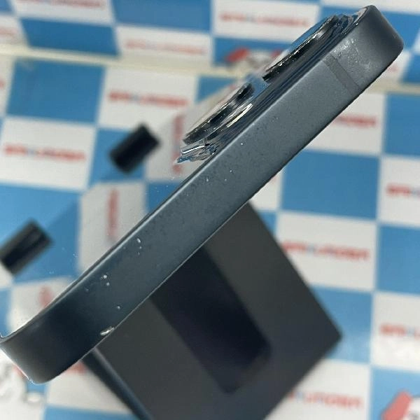 iPhone13 au版SIMフリー 256GB MLNH3J/A A2631