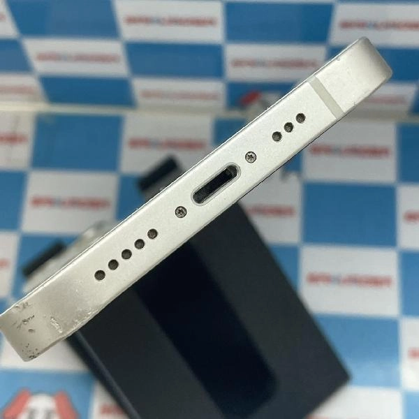 iPhone13 SoftBank版SIMフリー 128GB MLND3J/A A2631