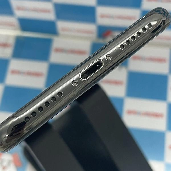 iPhoneX docomo版SIMフリー 256GB MQC12J/A A1902 ジャンク品