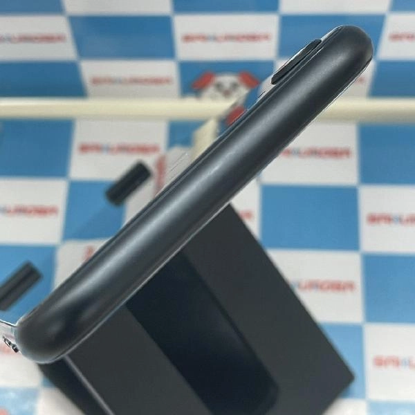 iPhoneSE 第3世代 docomo版SIMフリー 64GB MMYC3J/A A2782