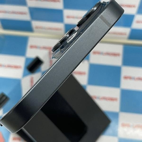 iPhone14 au版SIMフリー 128GB MPUD3J/A A2881 新品同様