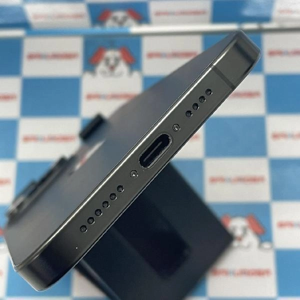 iPhone15 Pro Max au版SIMフリー 256GB MU6P3J/A A3108 新品同様品 No 商品カラー