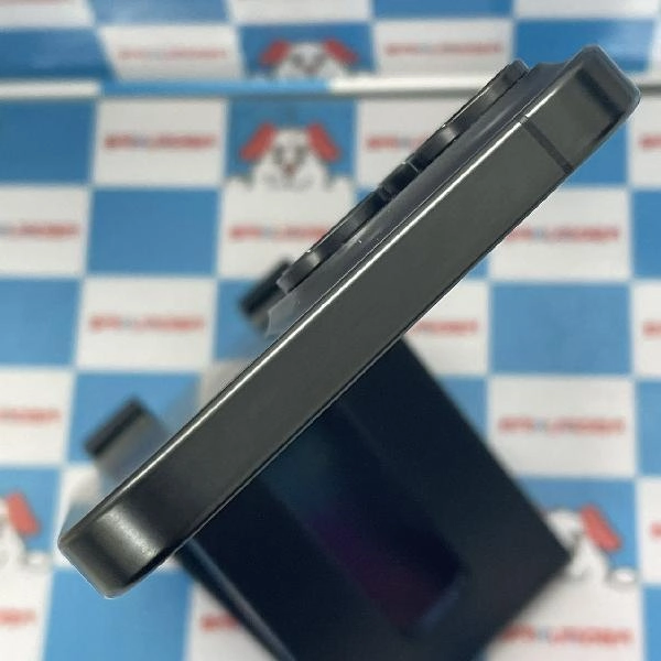 iPhone15 Pro Max au版SIMフリー 256GB MU6P3J/A A3108 新品同様品 No 商品カラー