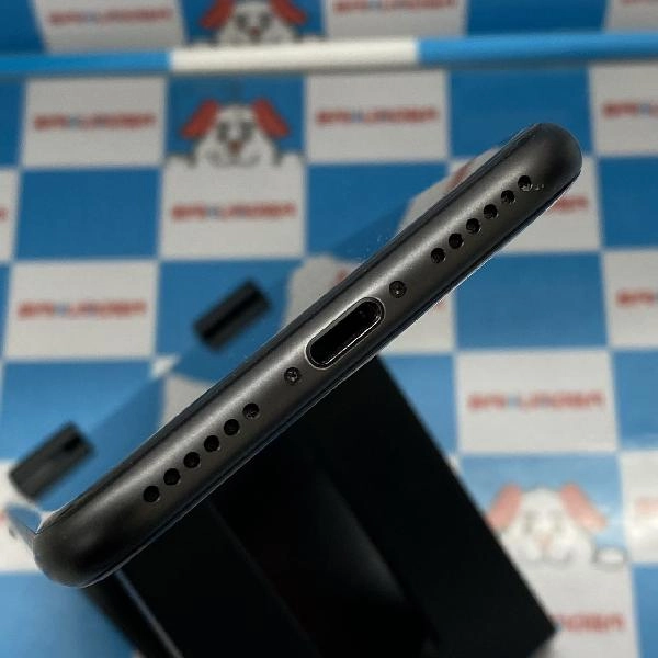 iPhone8 docomo版SIMフリー 256GB MQ842J/A A1906 美品