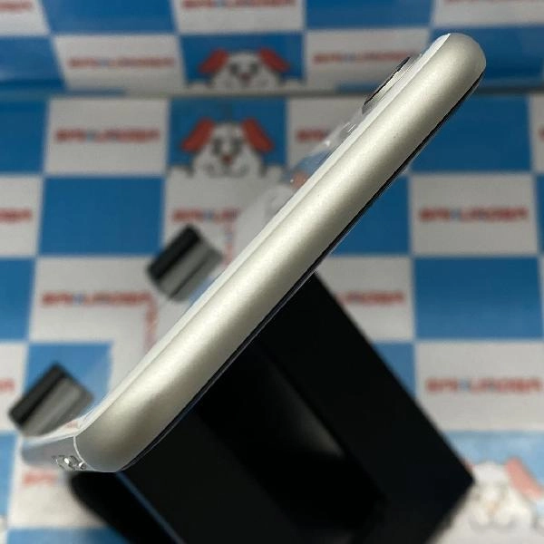 iPhoneSE 第2世代 au版SIMフリー 64GB MX9T2J/A A2296 極美品 ホワイト