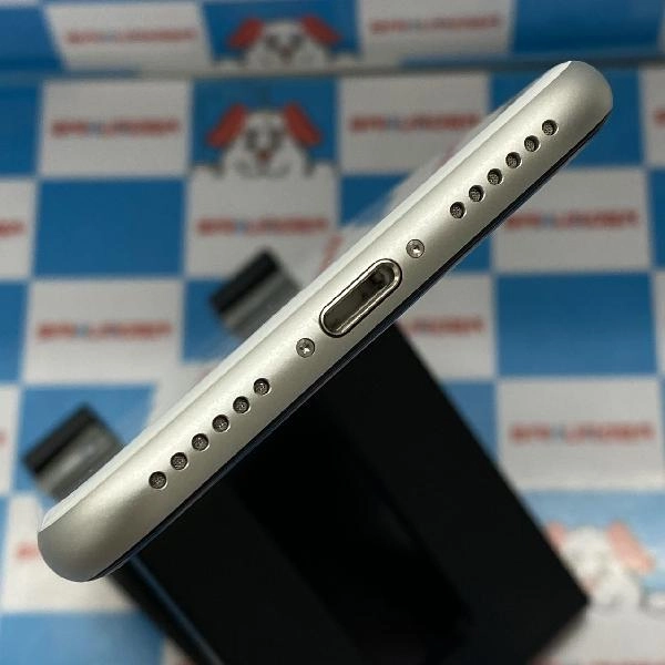 iPhoneSE 第2世代 au版SIMフリー 64GB MX9T2J/A A2296 極美品 ホワイト
