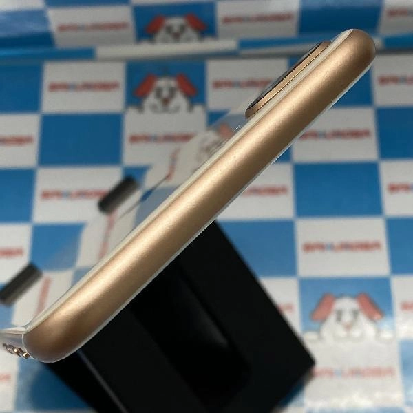 iPhone8 Plus au版SIMフリー 256GB MQ9Q2J/A A1898