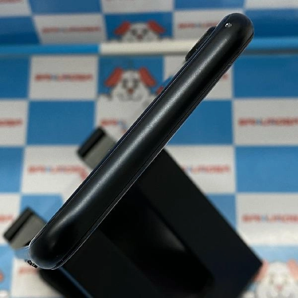 iPhoneSE 第3世代 海外版SIMフリー 128GB MMXJ3ZD/A A2783 美品