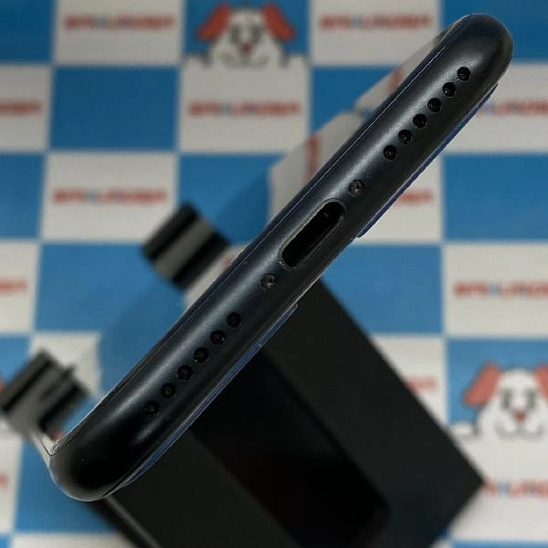 iPhoneSE 第3世代 docomo版SIMフリー 64GB MMYC3J/A A2782 美品